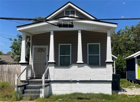Homes For Rent - 1112 E Bolton Street<br/> Savannah, GA 31401