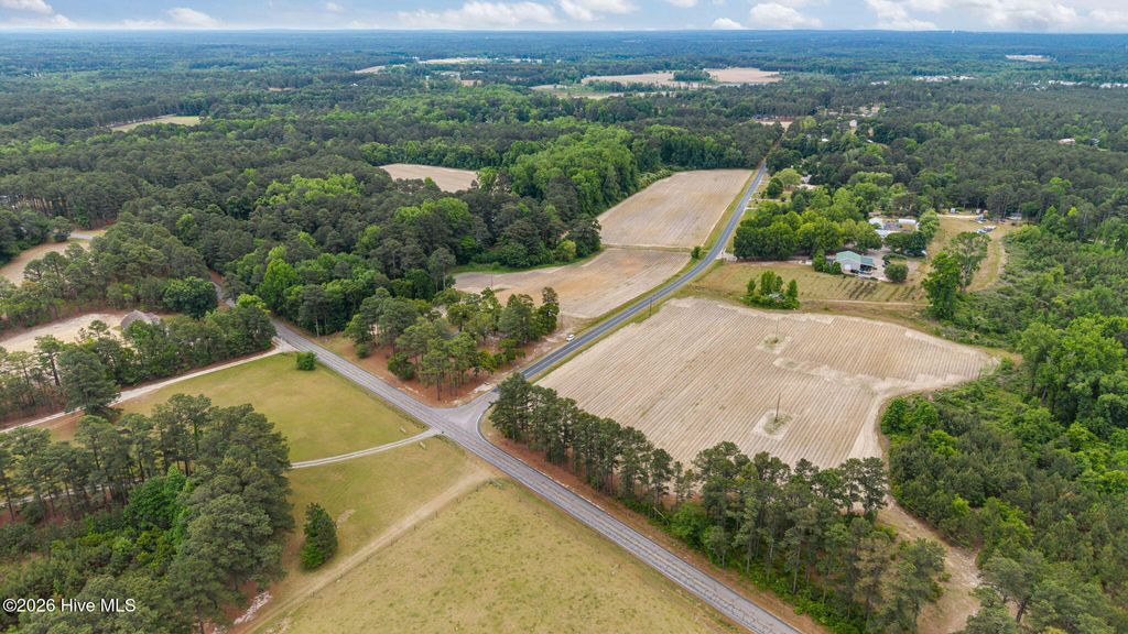 Photo of 117 Star Ridge Road, Carthage, NC 28327 (MLS # 100571717)