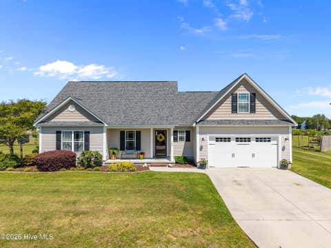 Homes For Sale - 108 High Cottage Lane<br/> Richlands, NC 28574
