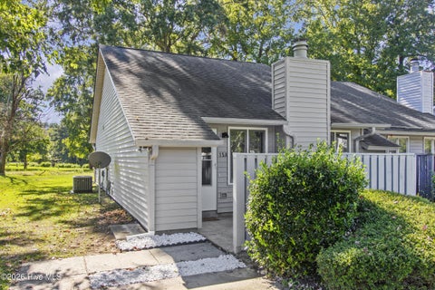 Photo of 15 Masters Court Drive, New Bern, NC 28562 (MLS # 100607093)