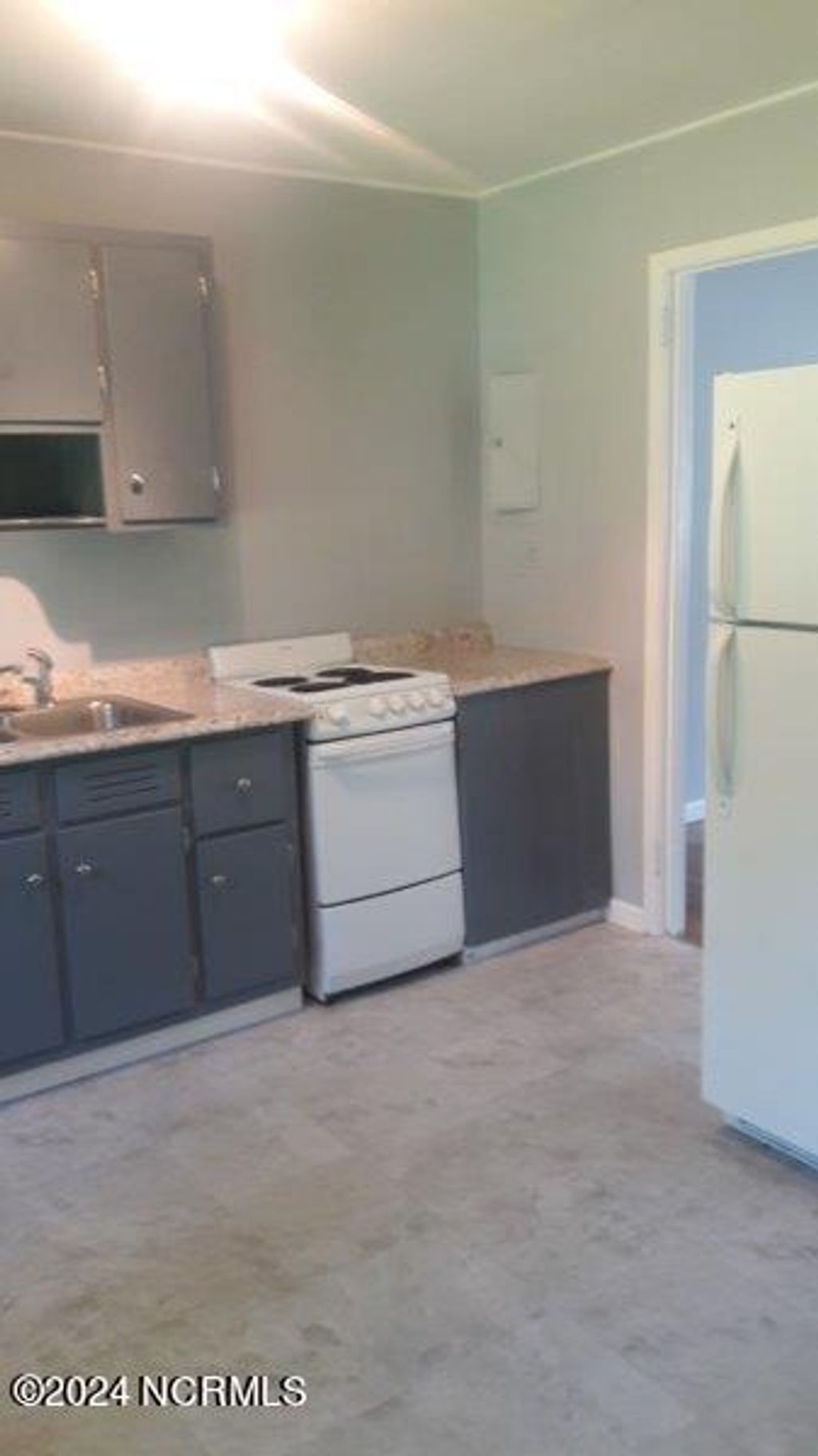 Photo of 506 Williams Street, Jacksonville, NC 28540 (MLS # 100570140)