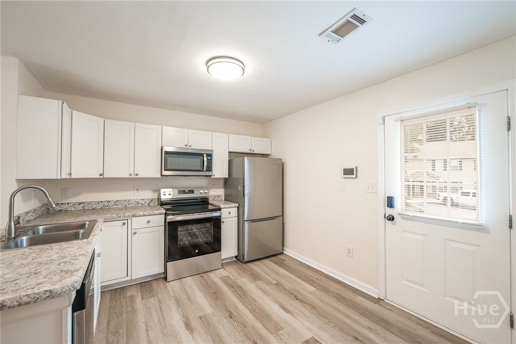 Photo of 105 Westchester Drive #A8, Athens, GA 30606 (MLS # CL358389)