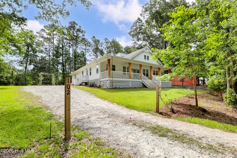 Photo of 102 N Kingfisher Lane, Hampstead, NC 28443 (MLS # 100581105)