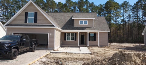 Homes For Sale - 114 Rolling Water Lane<br/> Swansboro, NC 28584