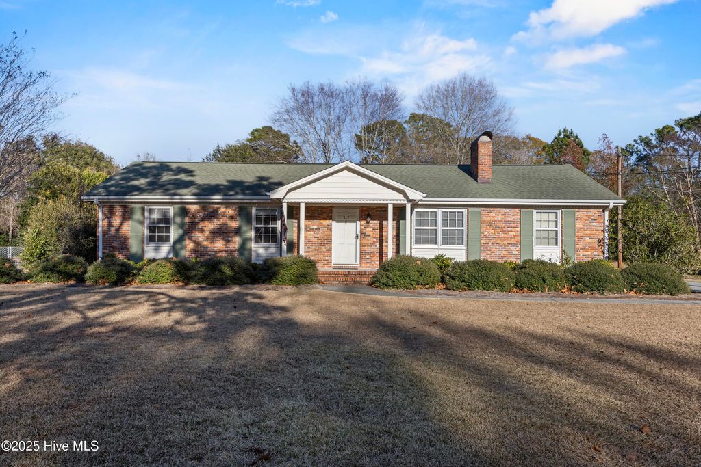 Photo of 317 Pemberton Drive, Wilmington, NC 28412 (MLS # 100546031)