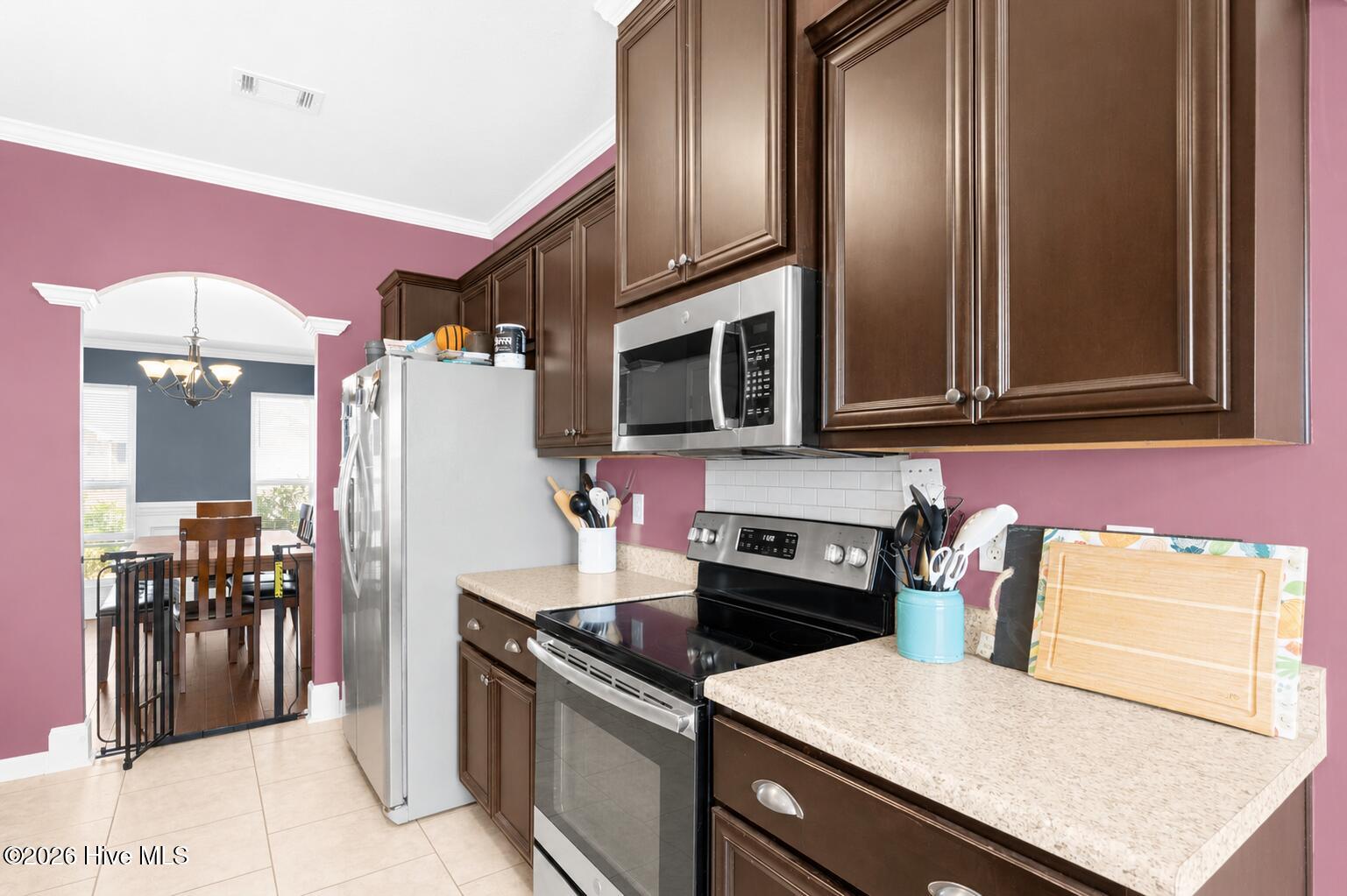 2546 Inverness Drive