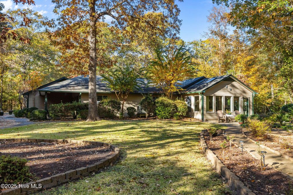 Photo of 119 White Oak Bluff Road #A, Stella, NC 28582 (MLS # 100549702)