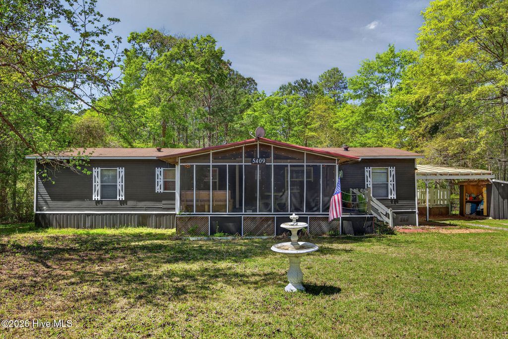 Photo of 5409 Prosperity Lane, Castle Hayne, NC 28429 (MLS # 100566333)