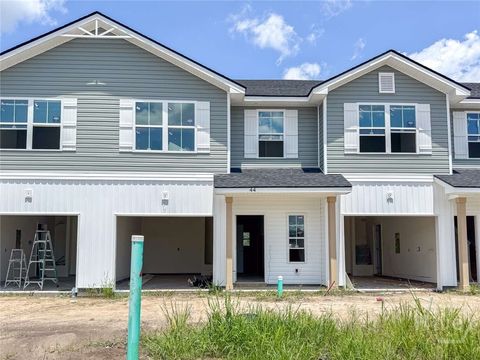 Townhouse For Sale - 44 Beaumont Drive<br/> Liberty County, Hinesville, GA 31313
