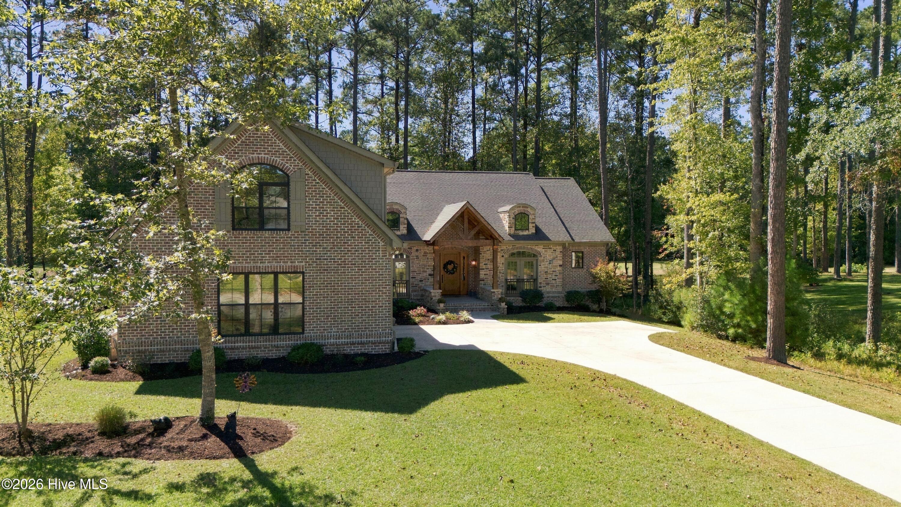 4557 Moss Bend