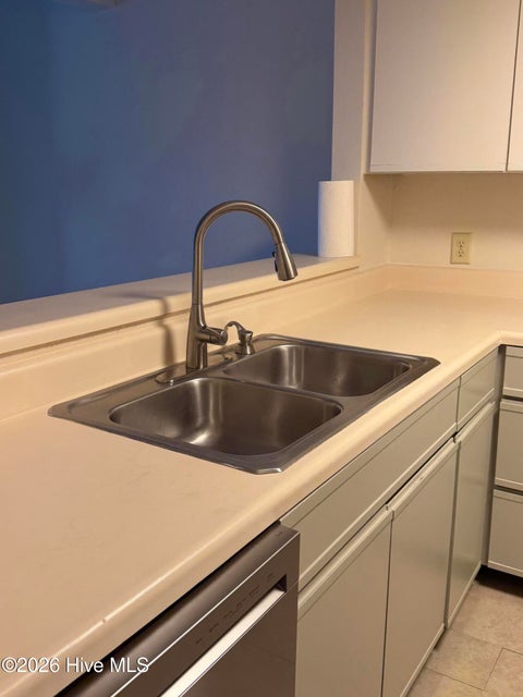 Tiny photo for 231 St Luke Court, Wilmington, NC 28409 (MLS # 100611430)