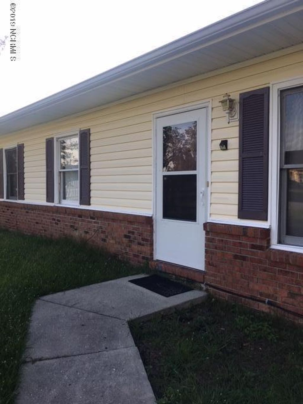 Photo of 1062 Birchwood Lane, Jacksonville, NC 28546 (MLS # 100573630)