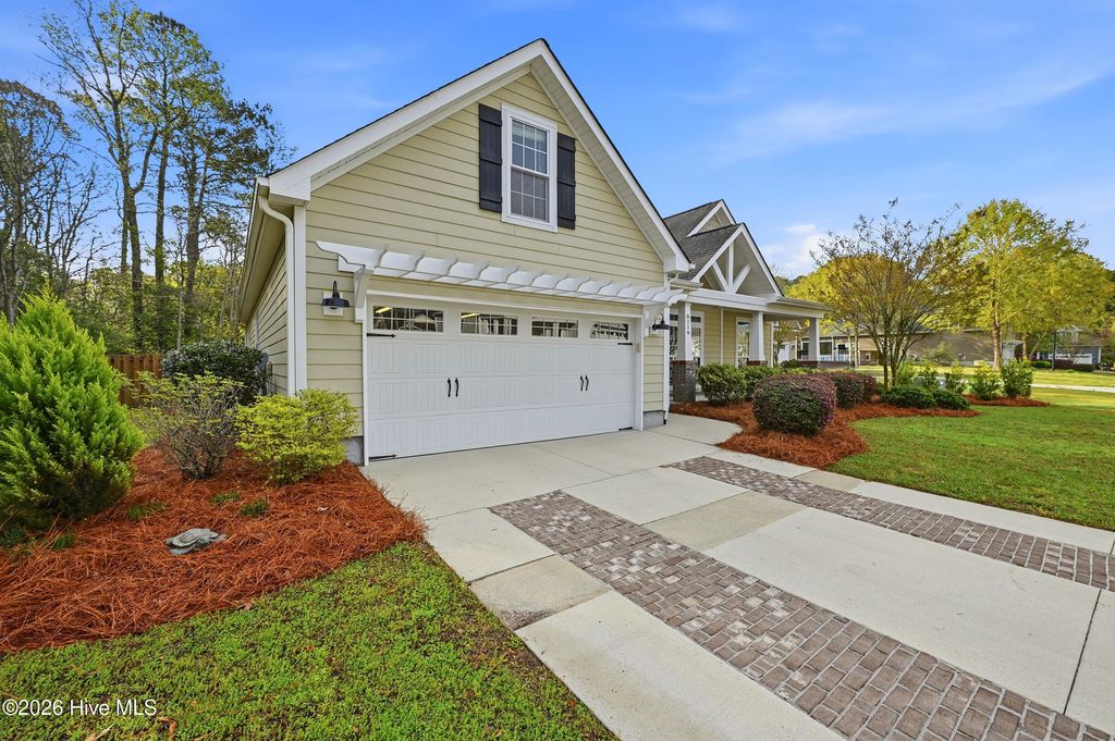 Photo of 8116 Saltcedar Drive, Wilmington, NC 28411 (MLS # 100563166)