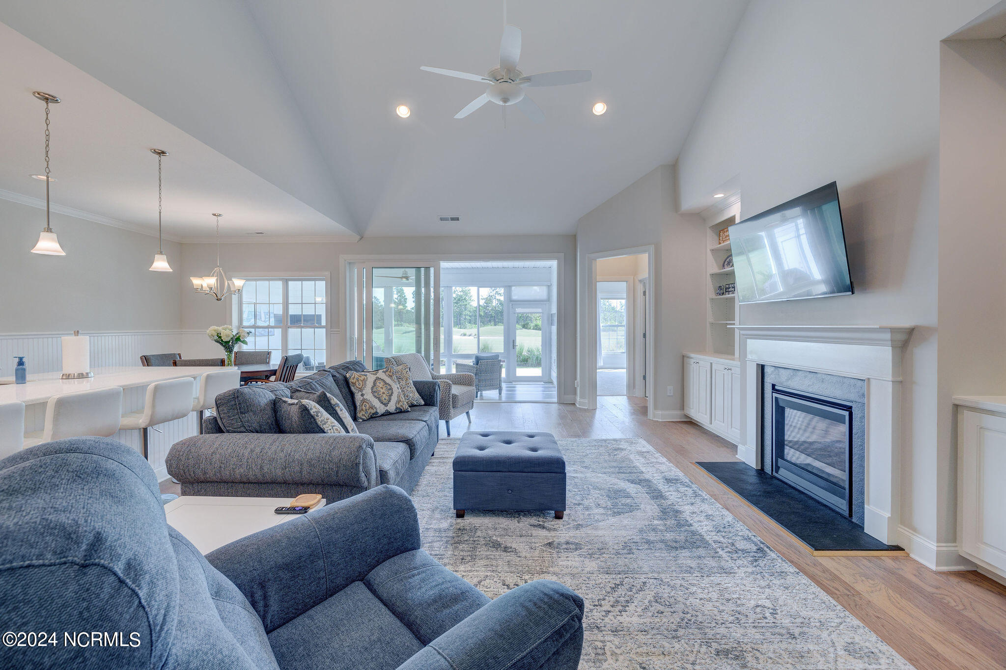 8700 Horse Nettle Drive NE 1-B