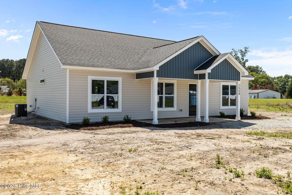 Photo of 2558 Autumn Ridge Lane, Greenville, NC 27834 (MLS # 100565769)