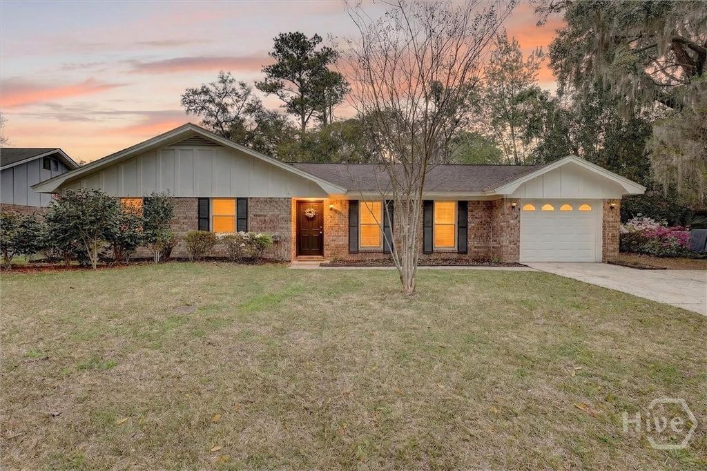 Photo of 110 W Manta Cove, Savannah, GA 31410 (MLS # SA356115)
