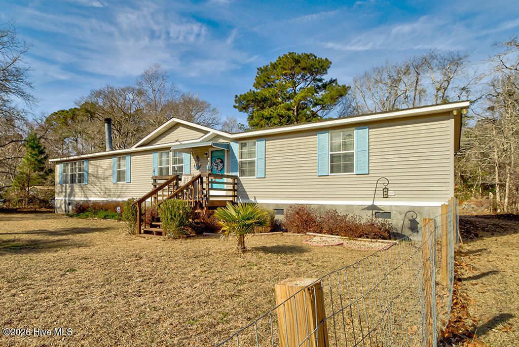 Photo of 650 S Windward Drive SW, Supply, NC 28462 (MLS # 100552634)