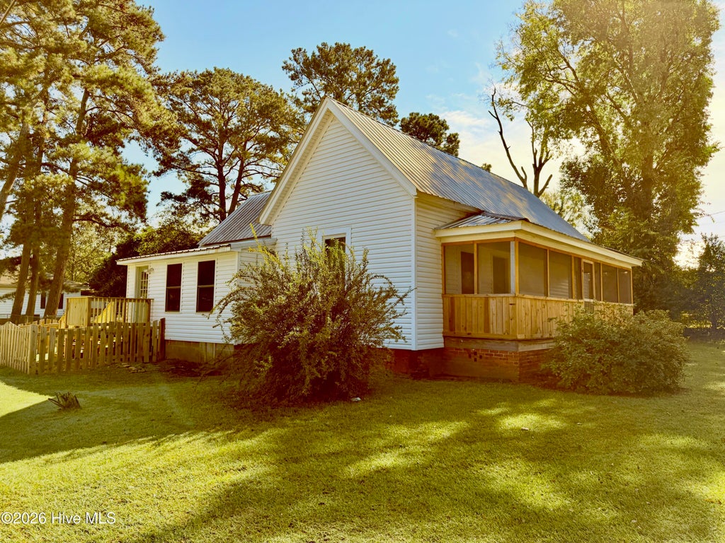 Photo of 262 Ledbetter Street, Cordova, NC 28330 (MLS # 100609885)