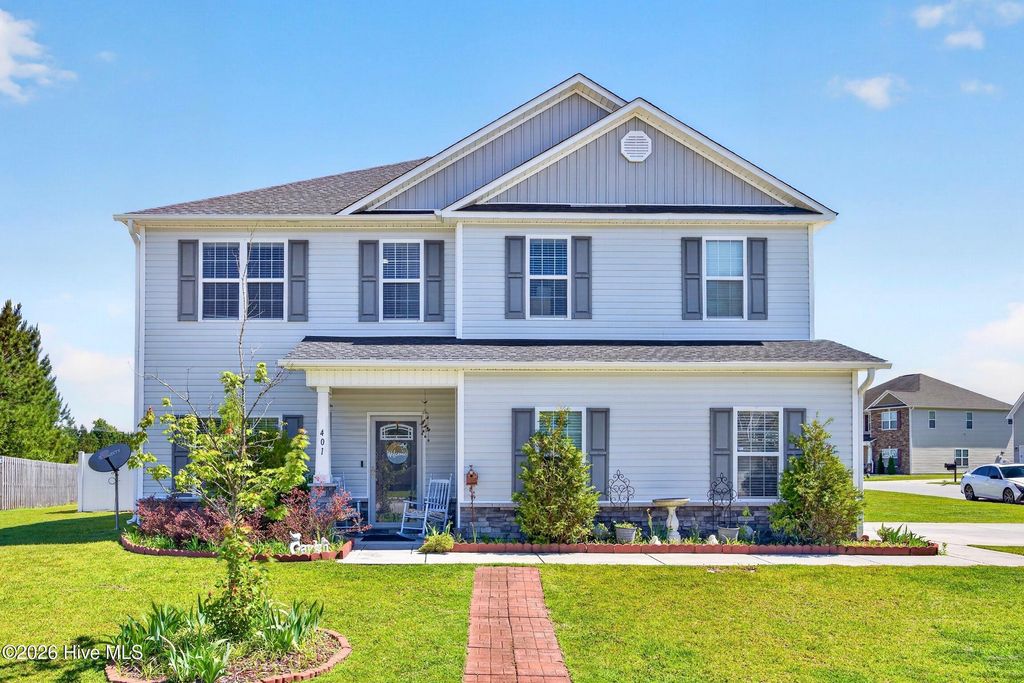 Photo of 401 Worsley Way, Jacksonville, NC 28546 (MLS # 100575983)