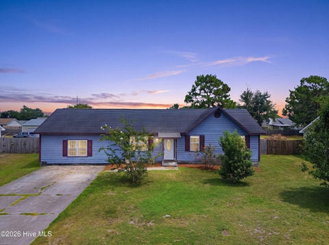 Photo of 215 S Ginger Drive, Hubert, NC 28539 (MLS # 100597568)
