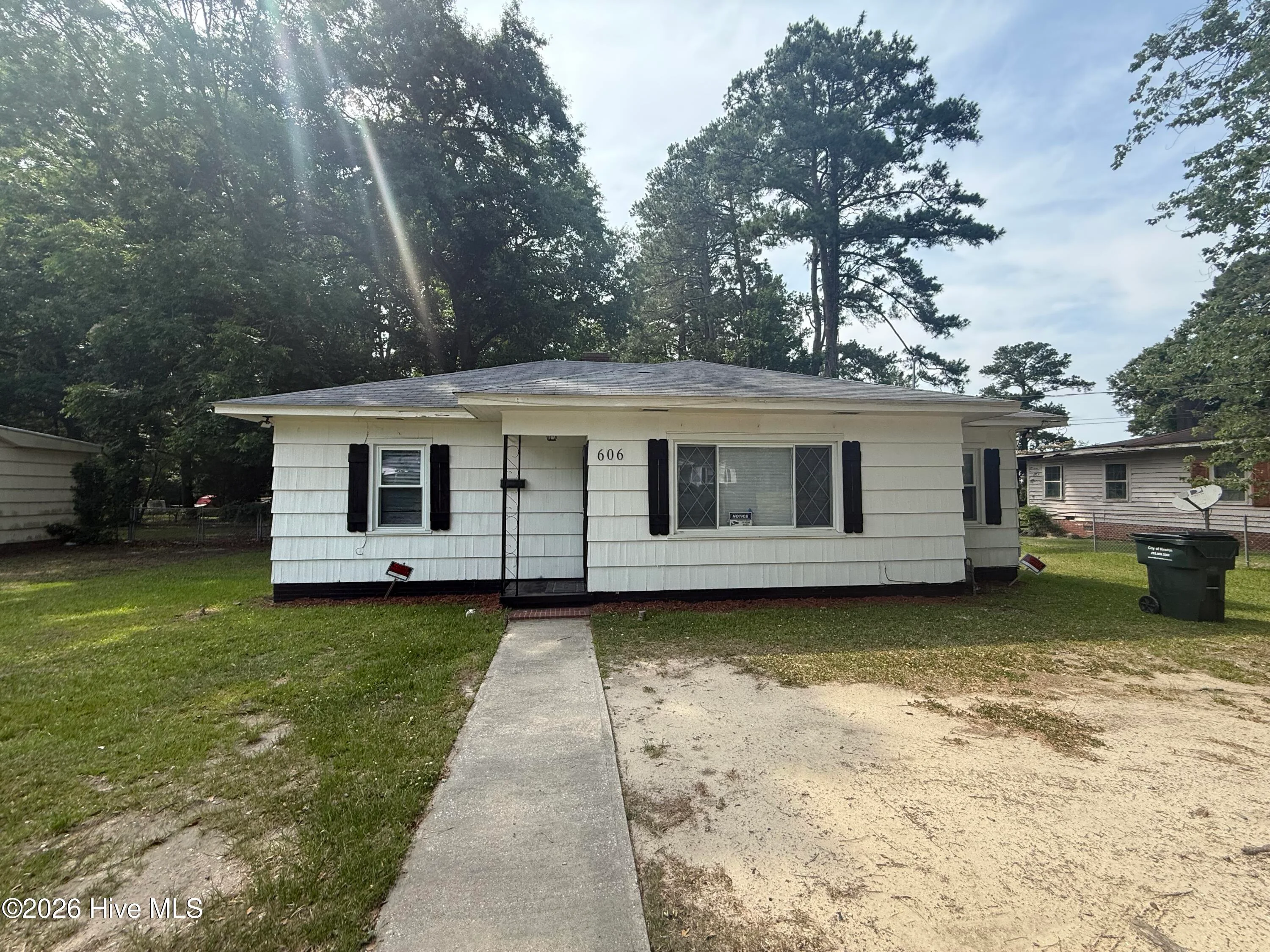 606 Greenmead Drive