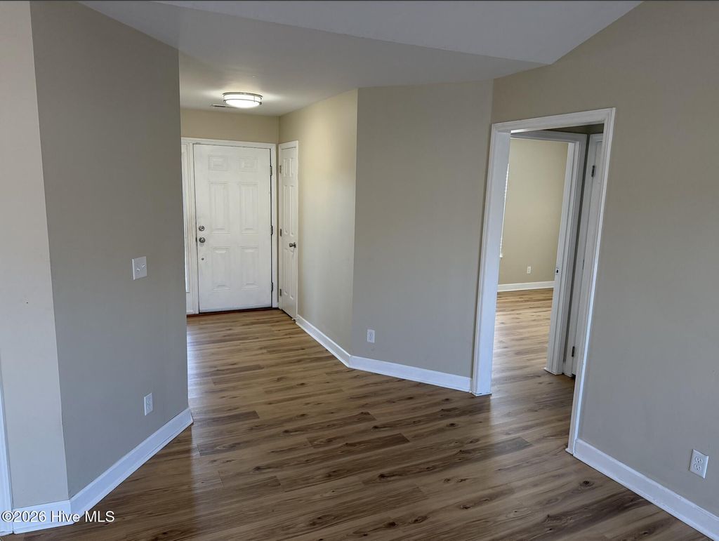 Photo of 6910 Daybreak Lane, Wilmington, NC 28411 (MLS # 100556297)