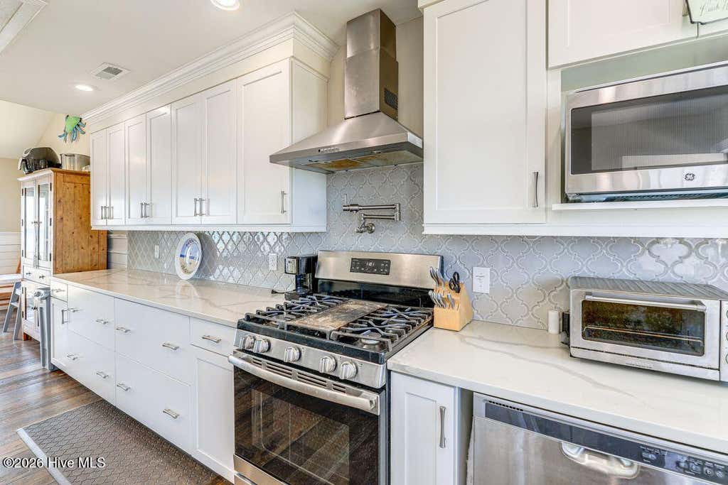 Photo of 33 Porpoise Place, North Topsail Beach, NC 28460 (MLS # 100586529)