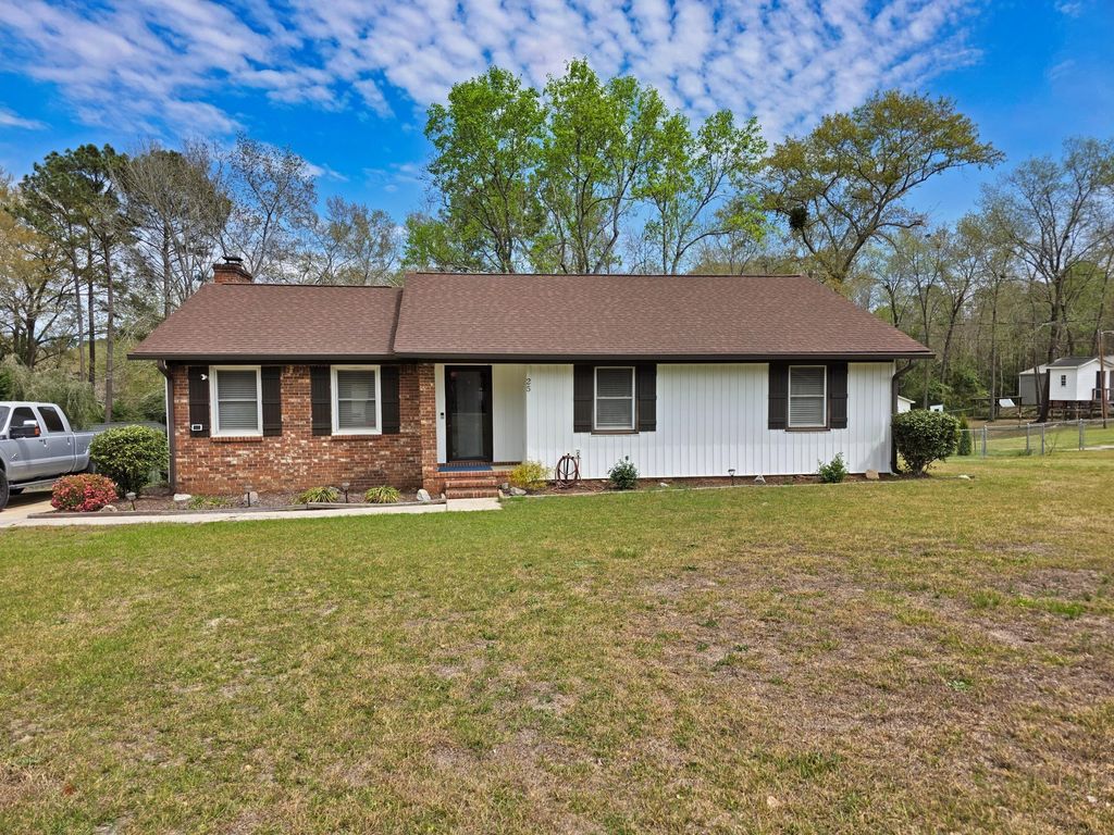Photo of 25 Hilltop Drive, Warrenville, SC 29851 (MLS # 555003)