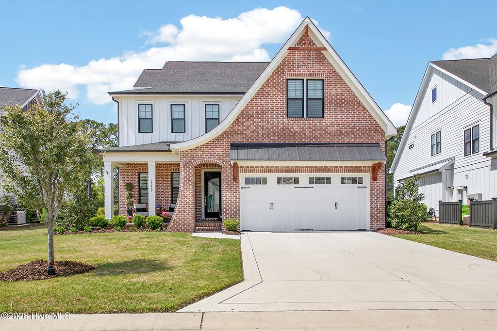 Photo of 8229 Winding Creek Circle, Wilmington, NC 28411 (MLS # 100564541)