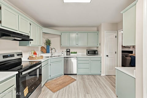 Tiny photo for 2704 Manor Court, Wilmington, NC 28405 (MLS # 100606027)