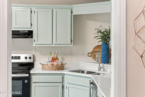 Tiny photo for 2704 Manor Court, Wilmington, NC 28405 (MLS # 100606027)