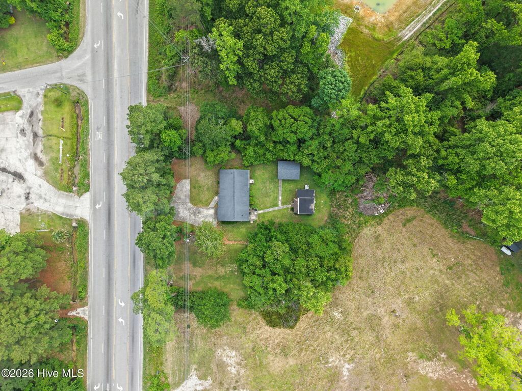 Photo of 1514 S Jk Powell Boulevard, Whiteville, NC 28472 (MLS # 100575479)