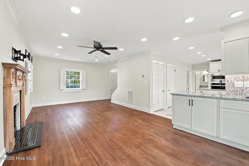Photo of 609 New Street, New Bern, NC 28560 (MLS # 100602169)