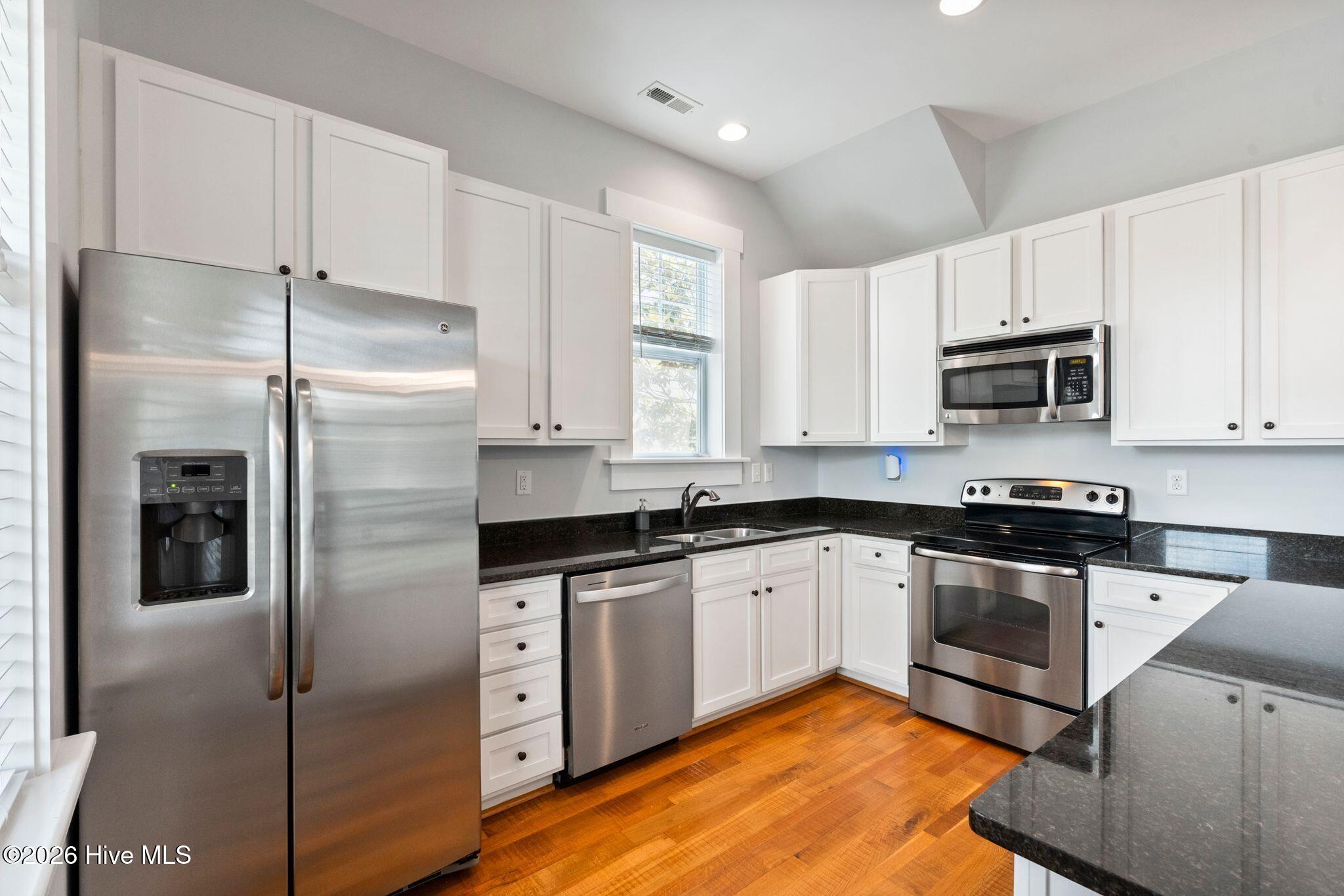 823 Meadowsweet Lane
