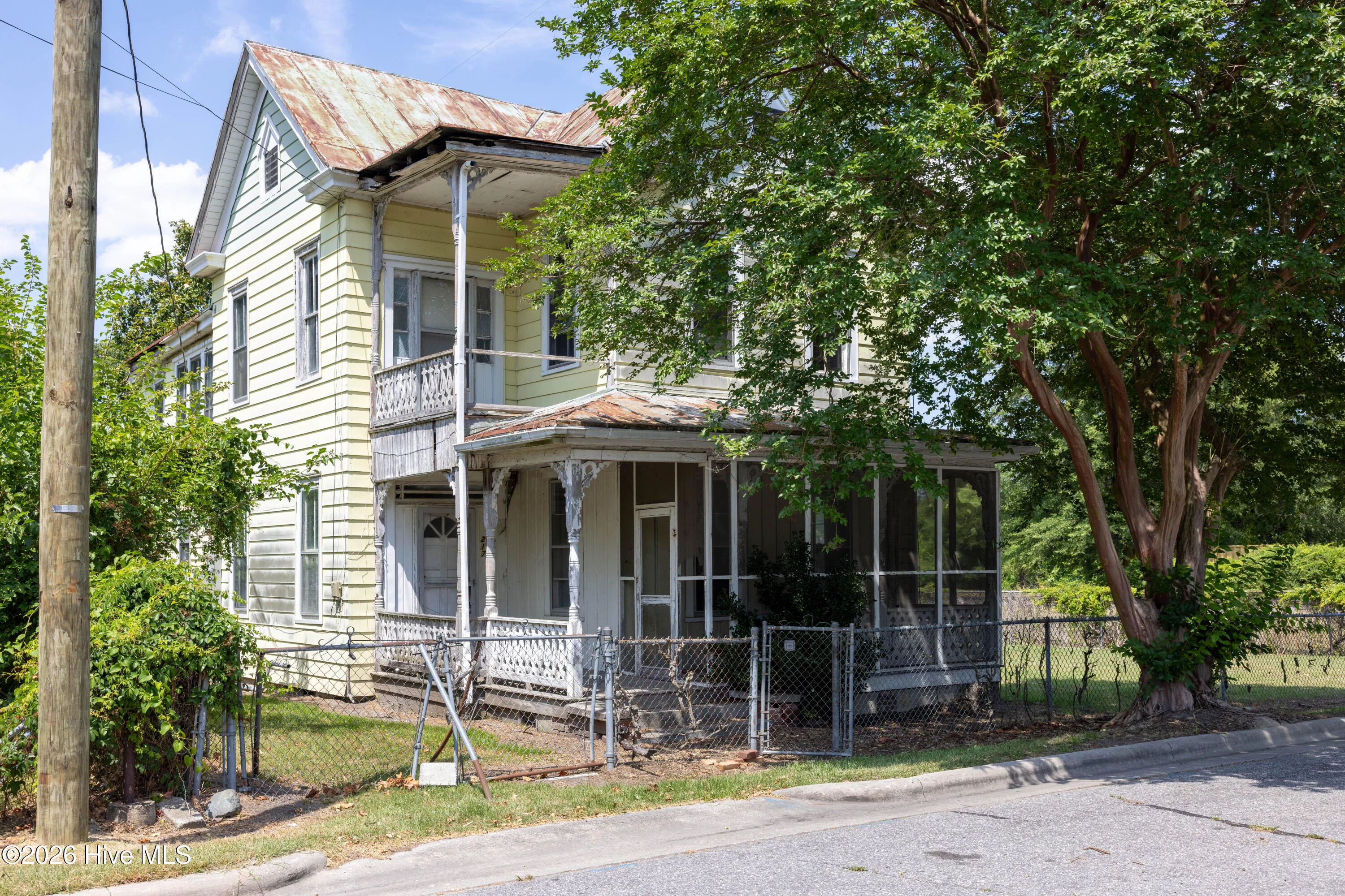 217 E Gale Street