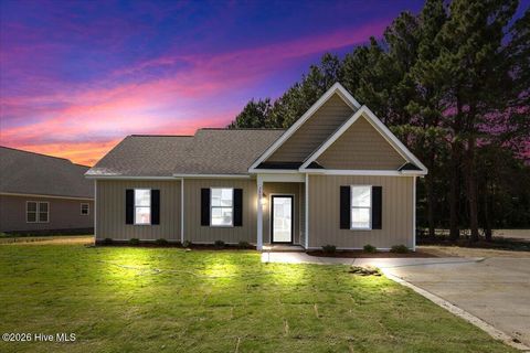 Homes For Sale - 3809 Lightwater Lane<br/> Elm City, NC 27822