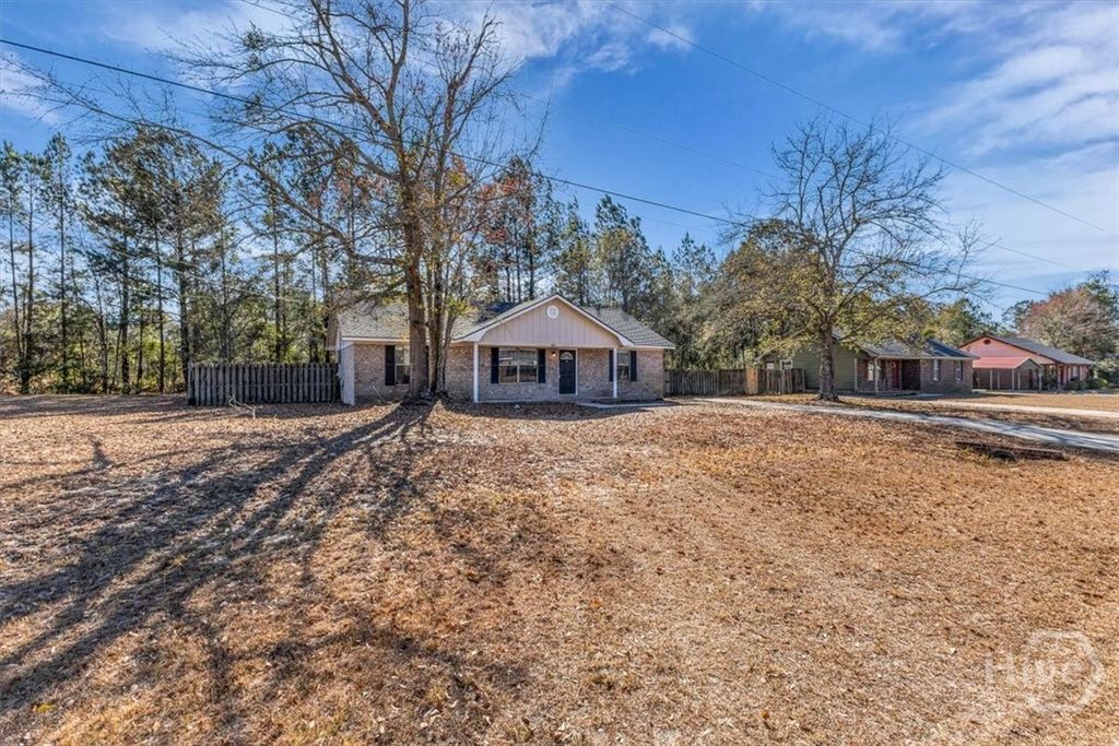 Photo of 166 W Kenny Drive, Hinesville, GA 31313 (MLS # SA347982)