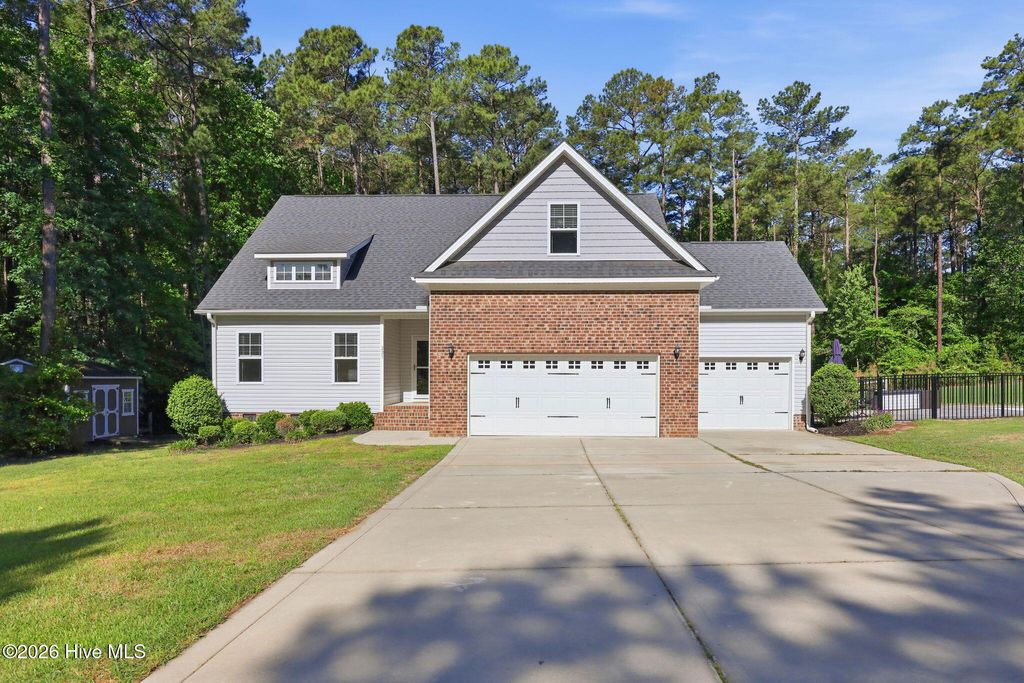Photo of 225 Dicks Hill Road, Carthage, NC 28327 (MLS # 100573126)