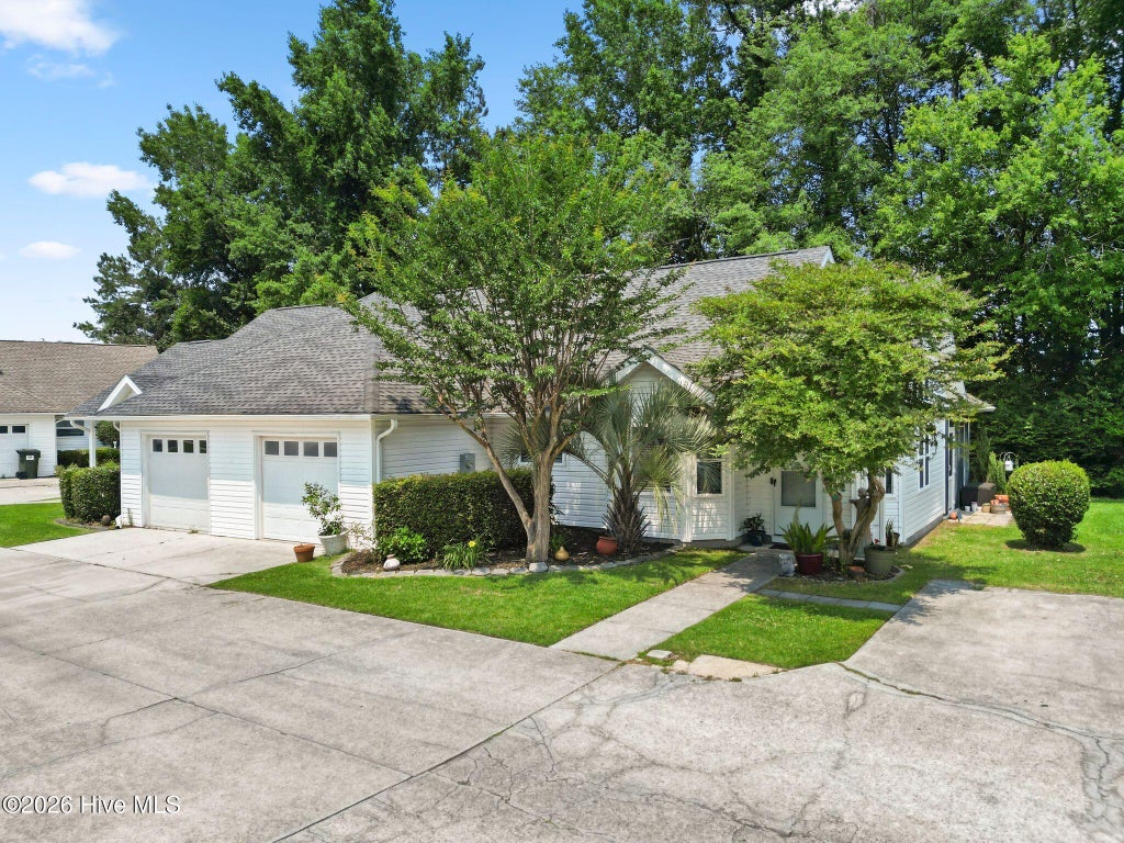 Photo of 3314 Belmont Circle, Wilmington, NC 28405 (MLS # 100580846)