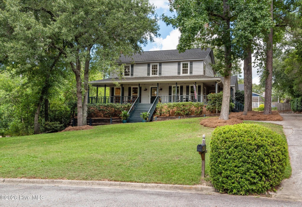Photo of 3 Bolin Court, North Augusta, SC 29841 (MLS # 100601828)