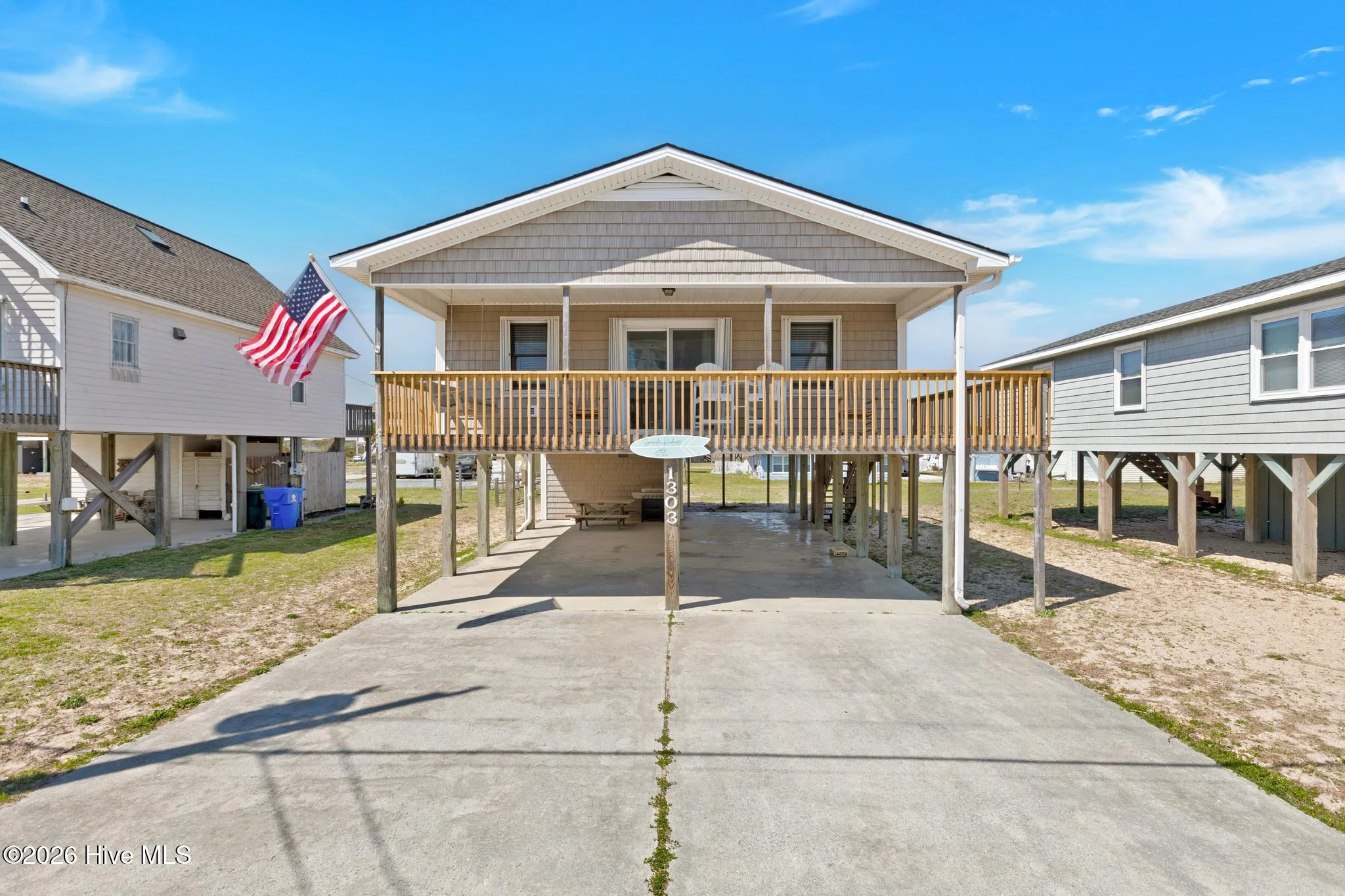 1303 N Topsail Drive