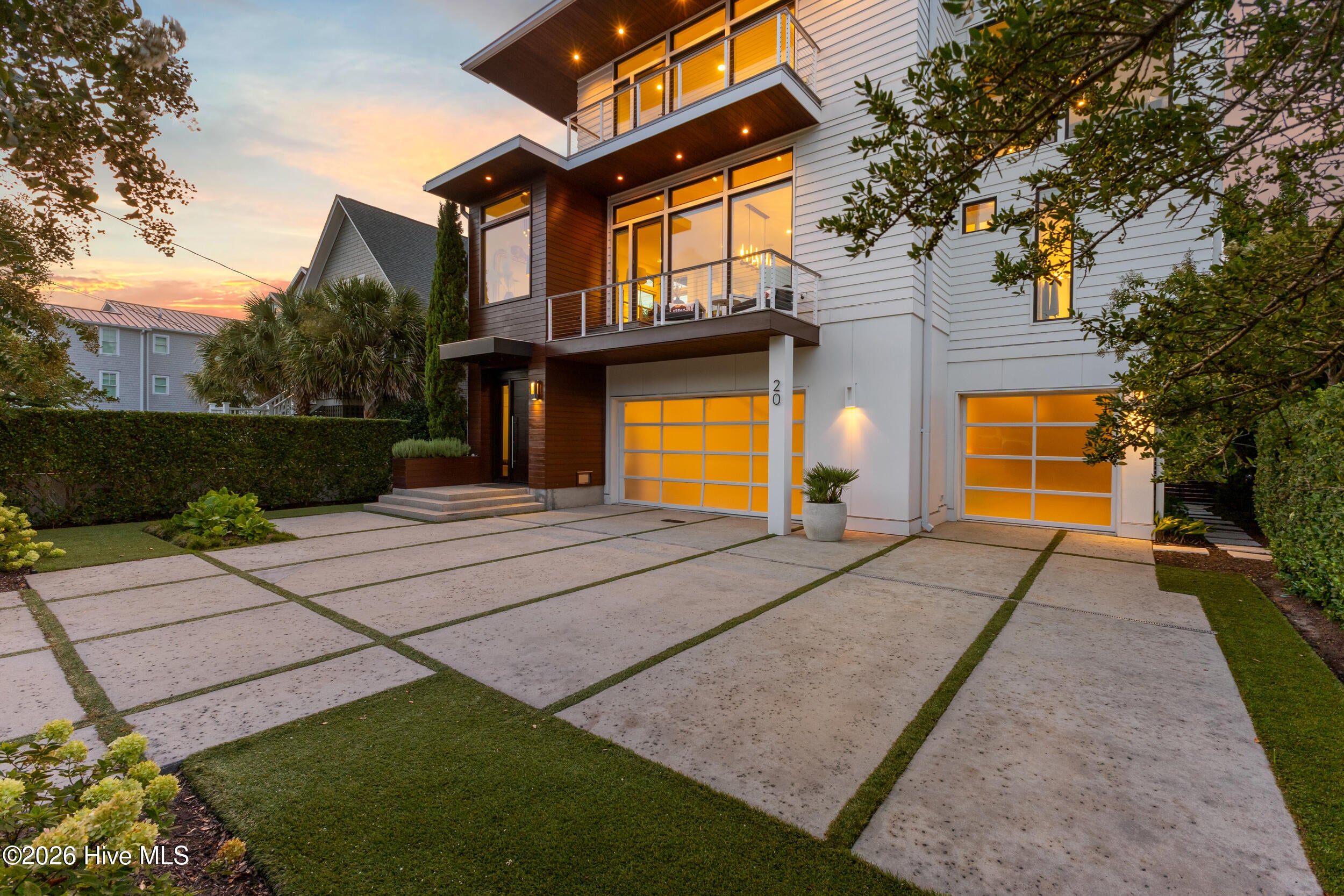 20 Pelican Drive