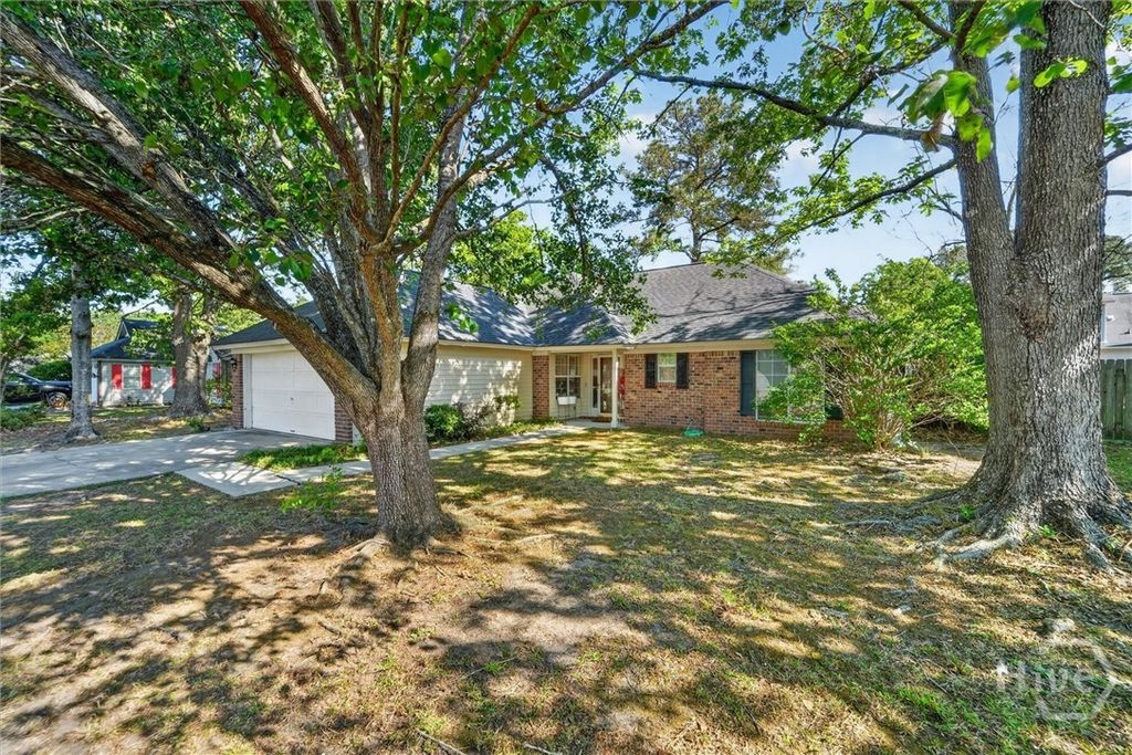 Photo of 126 Teal Lake Drive, Richmond Hill, GA 31324 (MLS # SA353589)