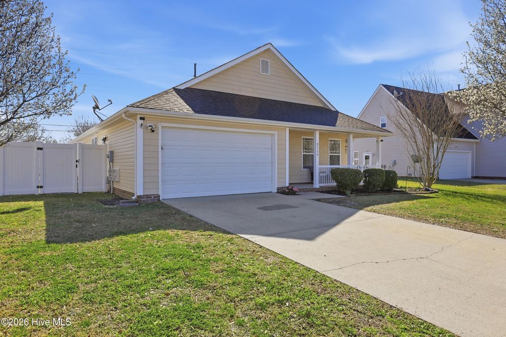 Photo of 2139 Eleuthera Way, Elizabeth City, NC 27909 (MLS # 100560562)