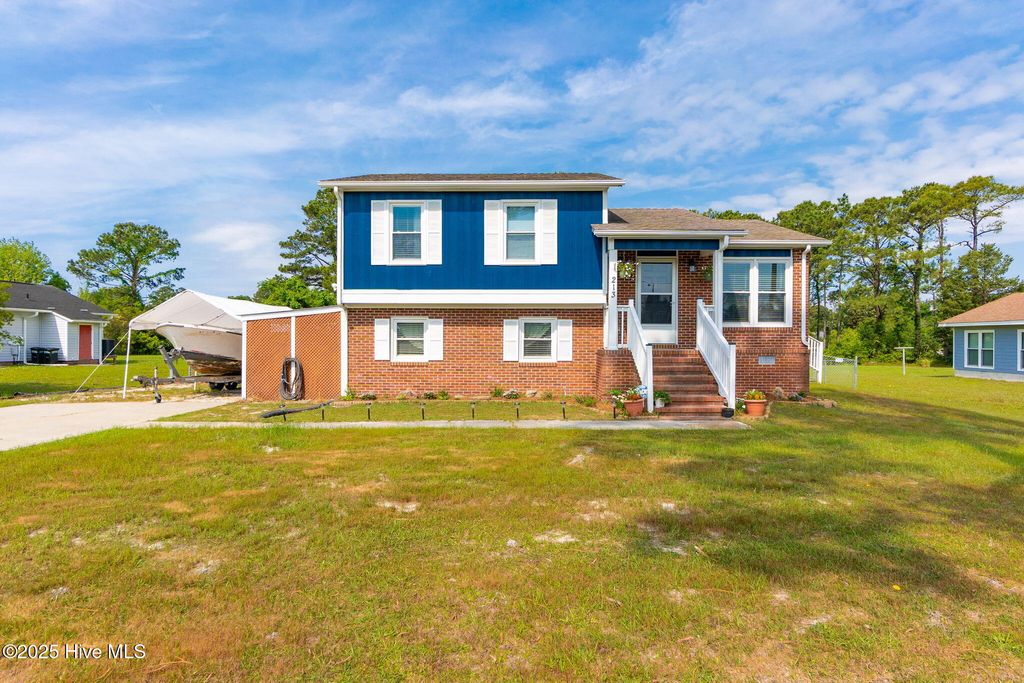 Photo of 213 Nine Mile Road, Newport, NC 28570 (MLS # 100504748)