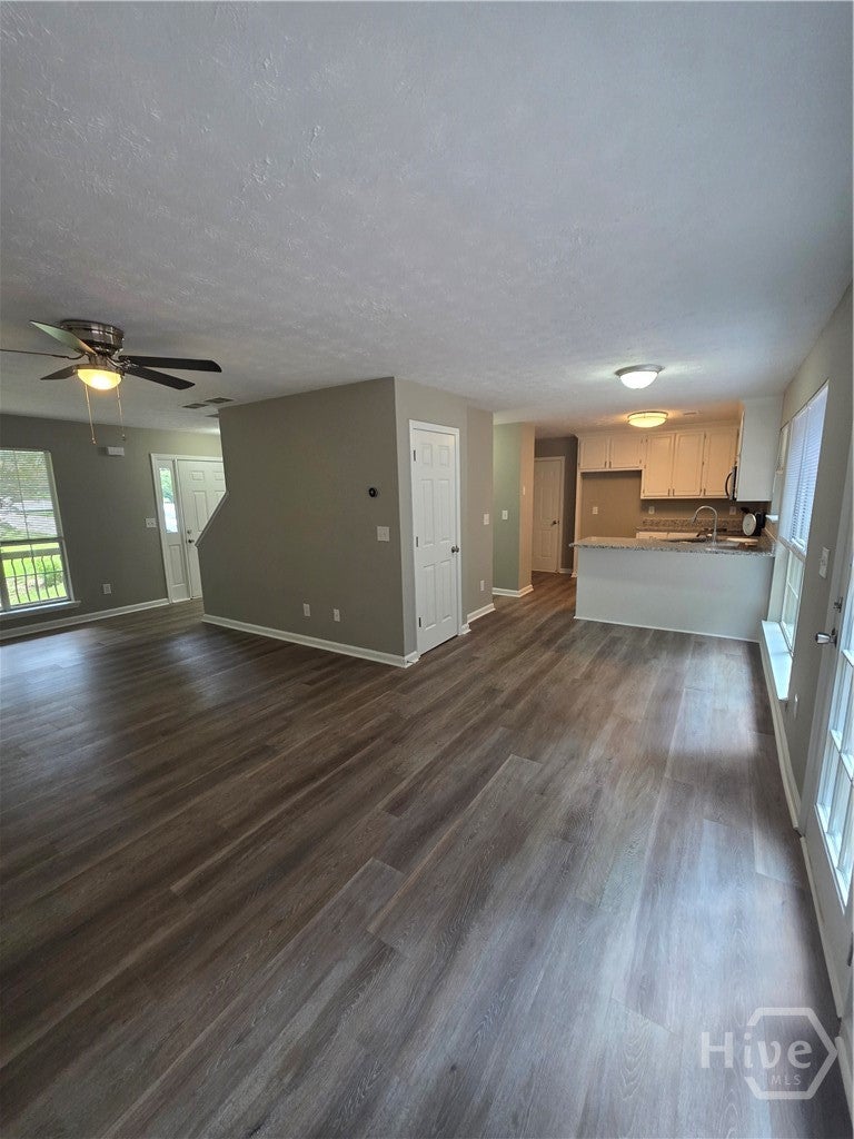 1360 Waterford Lane