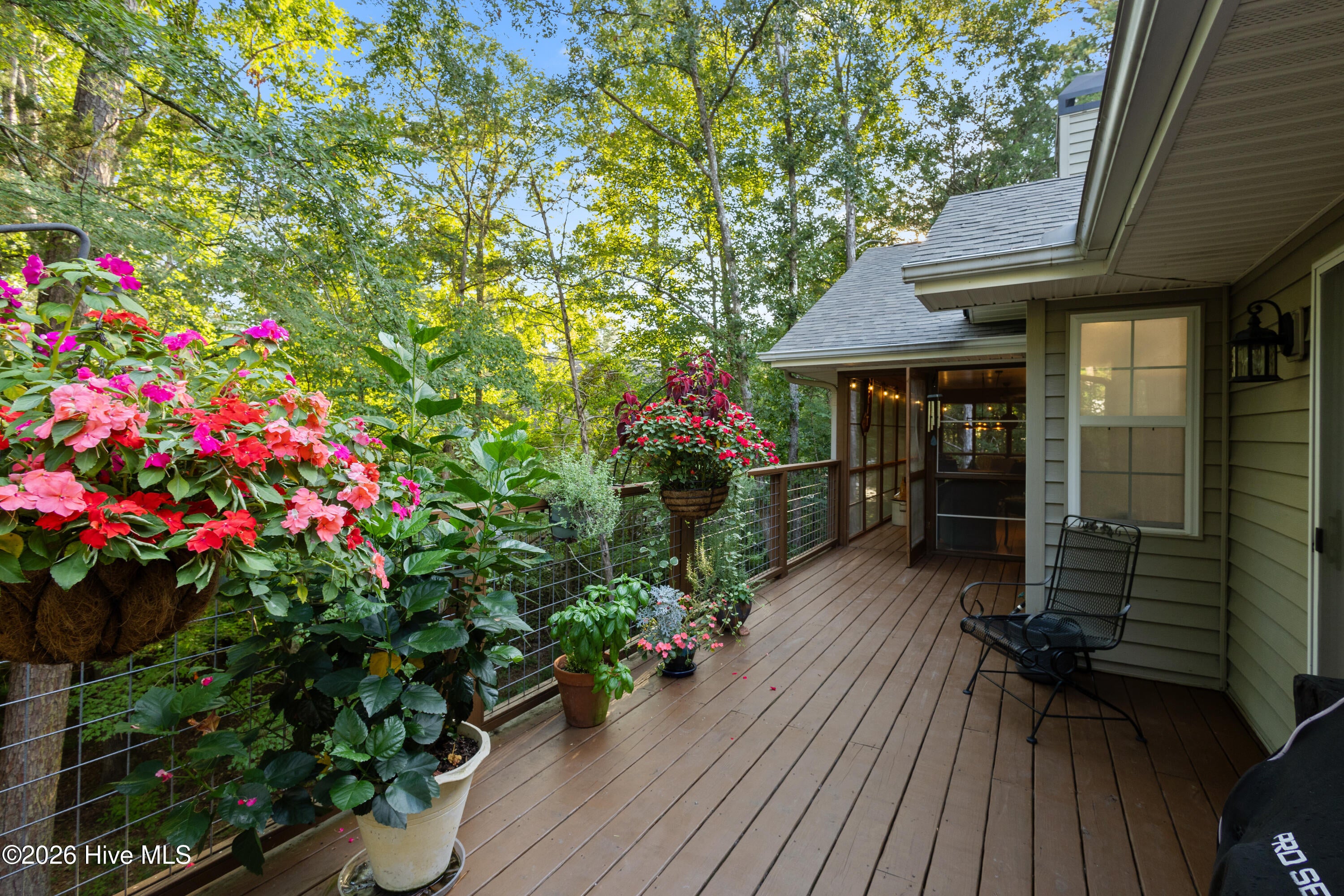 305 Misty Cove