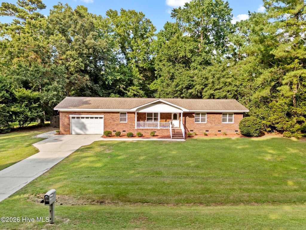 Photo of 118 S Belvedere Drive, Hampstead, NC 28443 (MLS # 100593138)