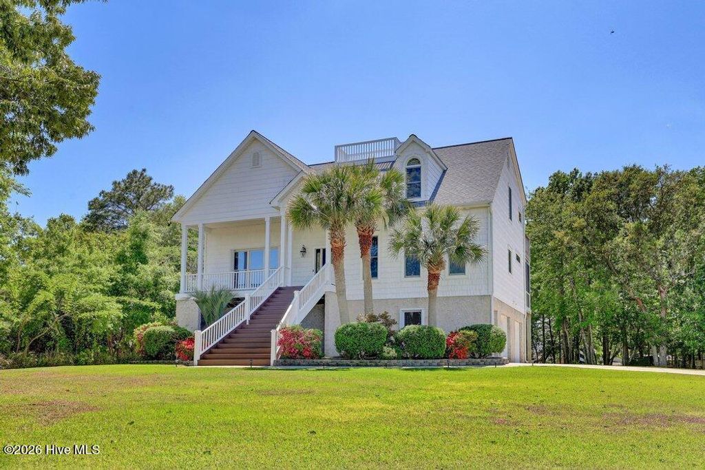 Photo of 120 Middle Point Road, Hampstead, NC 28443 (MLS # 100569343)