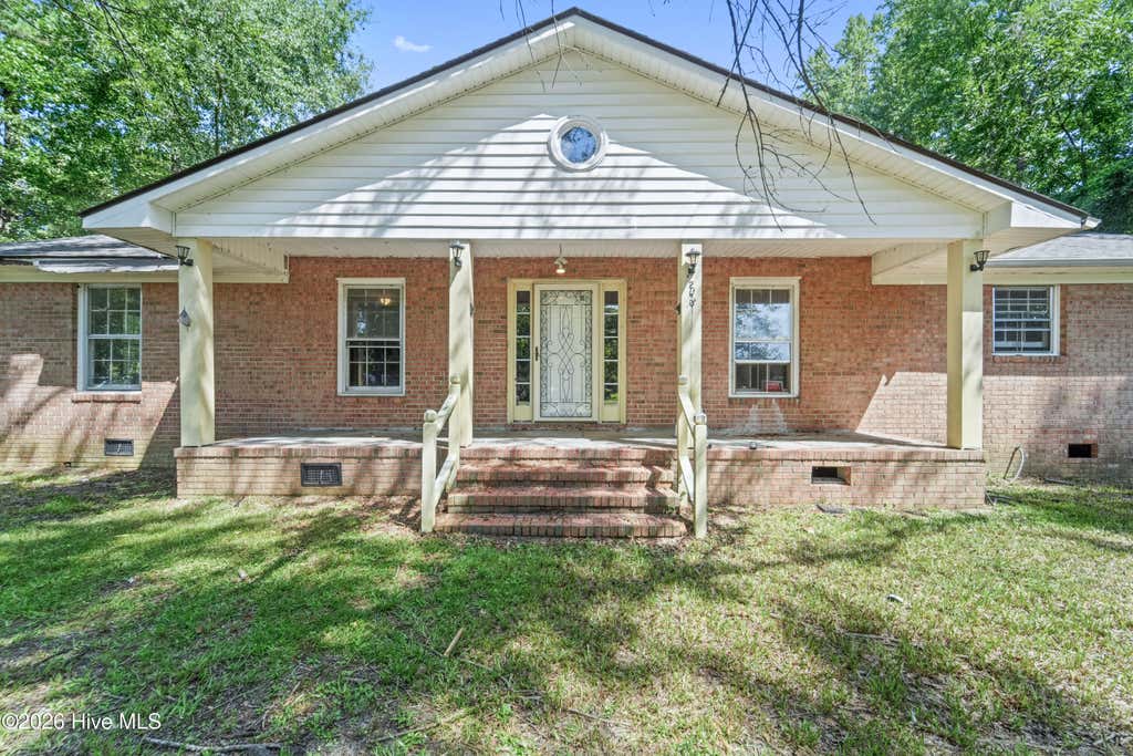 Photo of 273 E Charity Road, Rose Hill, NC 28458 (MLS # 100596788)